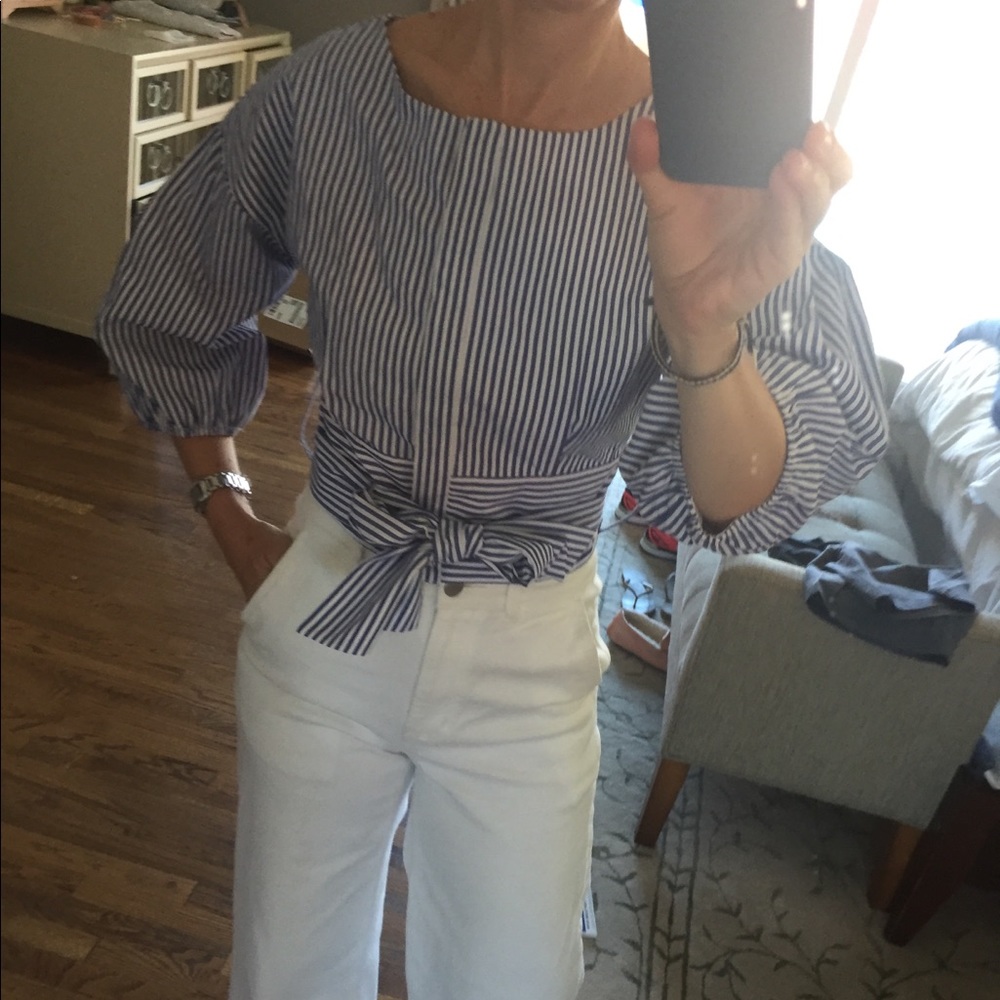 Joa cropped blouse